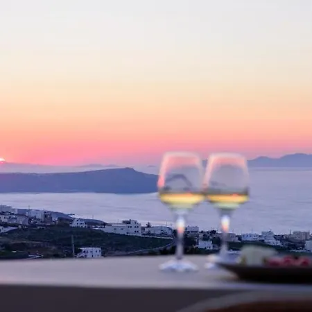 Diva Santorini Luxury * Pyrgos Kallistis