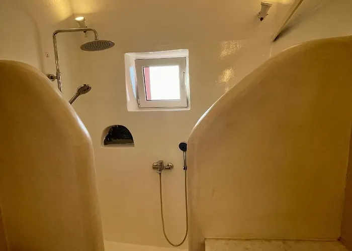 Diva Santorini Luxury Villa Pýrgos