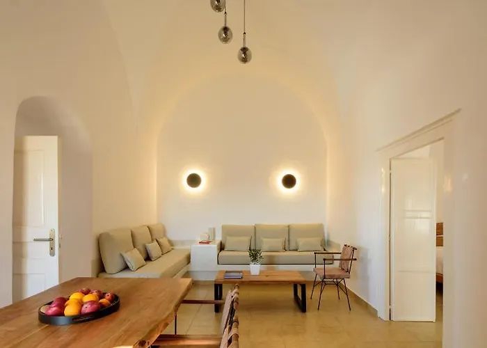 Diva Santorini Luxury * 피르고스